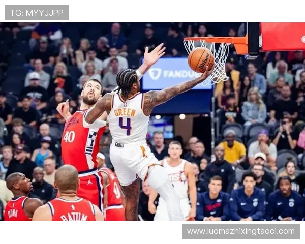 杰伦格林自信回应外界质疑称平时投篮命中率高队友信任我